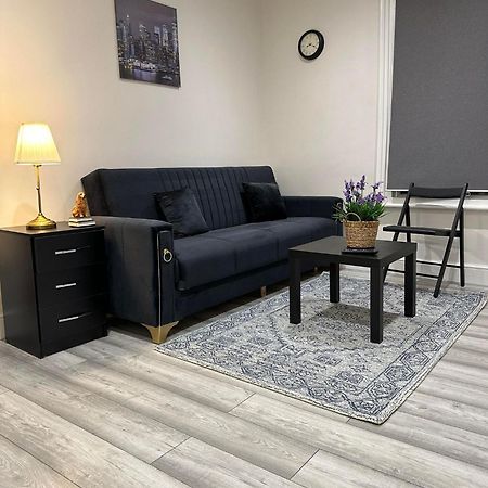 Guest&Rest Ealing 5 Appartement Buitenkant foto