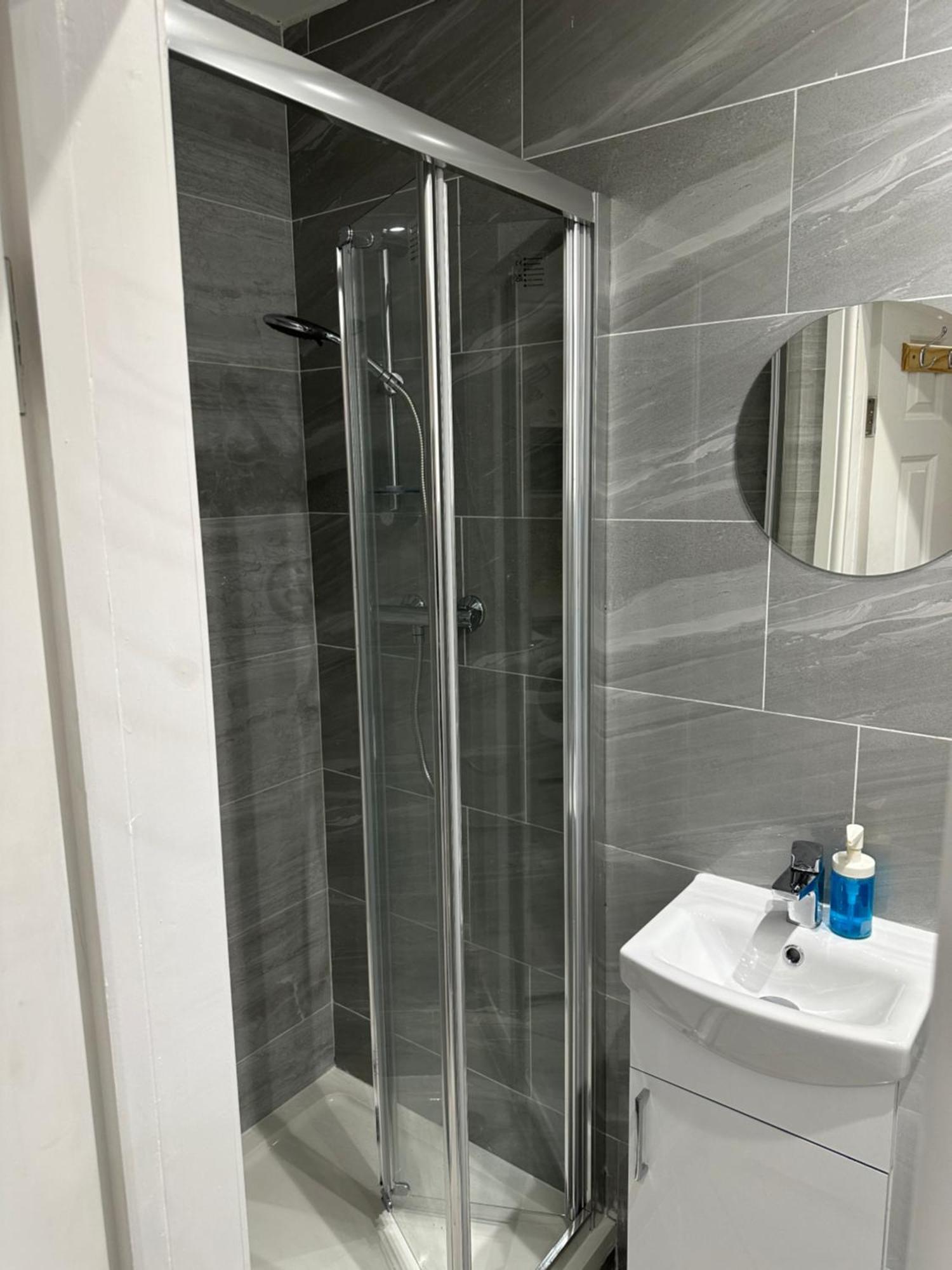 Guest&Rest Ealing 5 Appartement Buitenkant foto